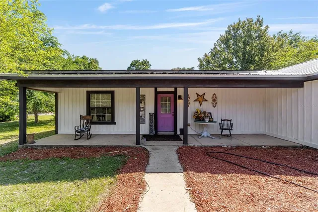 $495,000 | 18695 Northeast 5th Terrace Road, Citra, FL 32113