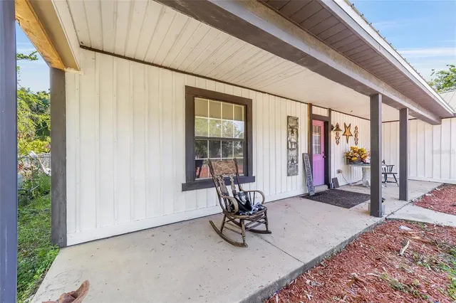 $495,000 | 18695 Northeast 5th Terrace Road, Citra, FL 32113