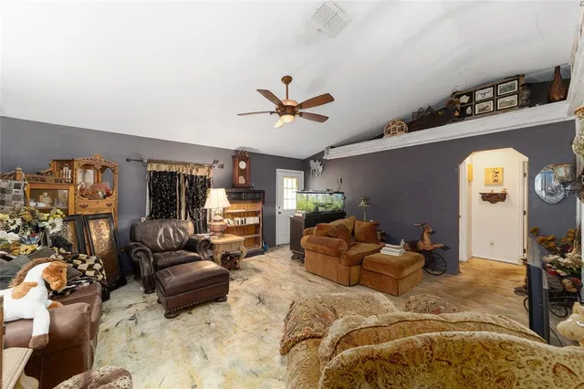 $495,000 | 18695 Northeast 5th Terrace Road, Citra, FL 32113