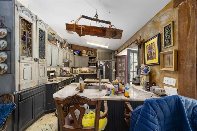 $495,000 | 18695 Northeast 5th Terrace Road, Citra, FL 32113