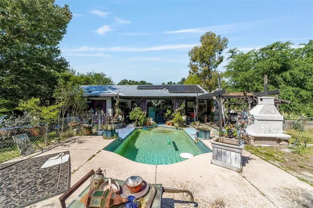 $495,000 | 18695 Northeast 5th Terrace Road, Citra, FL 32113