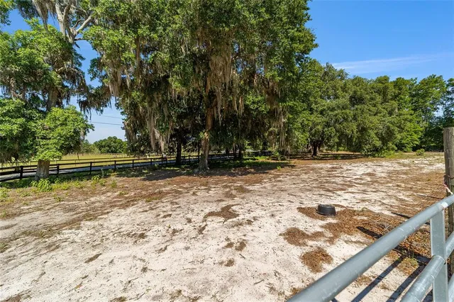 $495,000 | 18695 Northeast 5th Terrace Road, Citra, FL 32113