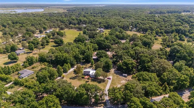 $495,000 | 18695 Northeast 5th Terrace Road, Citra, FL 32113