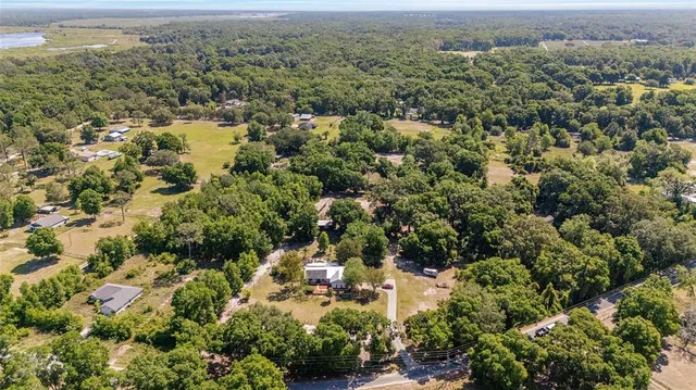 $495,000 | 18695 Northeast 5th Terrace Road, Citra, FL 32113