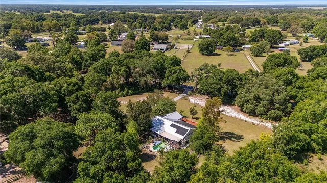 $495,000 | 18695 Northeast 5th Terrace Road, Citra, FL 32113