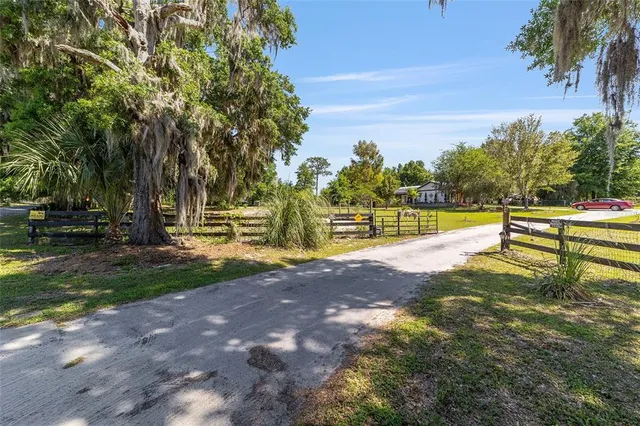 $495,000 | 18695 Northeast 5th Terrace Road, Citra, FL 32113
