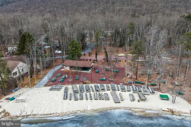$1,100,000 | 493 Lake Drive, Nesquehoning, PA 18240