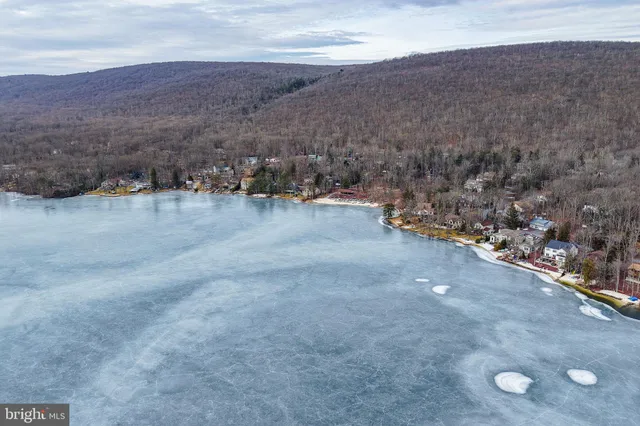 $1,100,000 | 493 Lake Drive, Nesquehoning, PA 18240