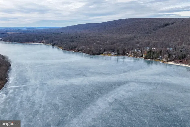 $1,100,000 | 493 Lake Drive, Nesquehoning, PA 18240