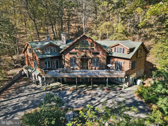 $1,100,000 | 493 Lake Drive, Nesquehoning, PA 18240