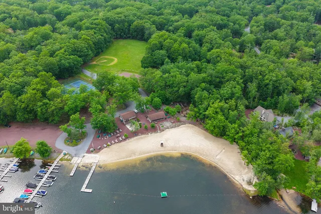 $1,100,000 | 493 Lake Drive, Nesquehoning, PA 18240