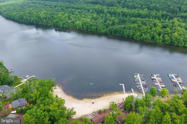 $1,100,000 | 493 Lake Drive, Nesquehoning, PA 18240