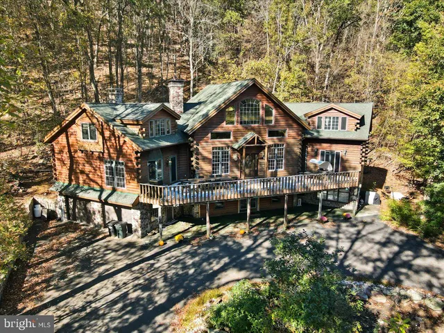 $1,100,000 | 493 Lake Drive, Nesquehoning, PA 18240