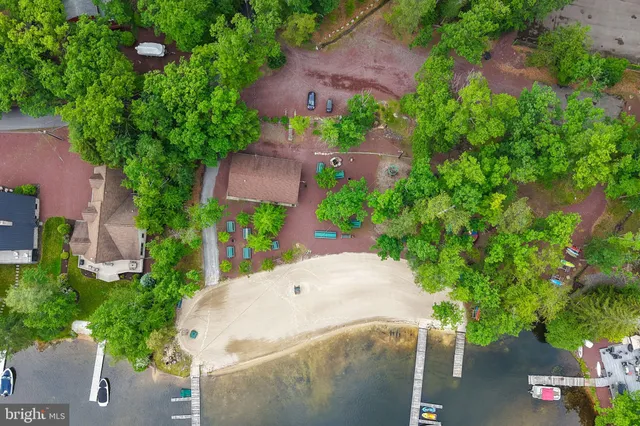 $1,100,000 | 493 Lake Drive, Nesquehoning, PA 18240