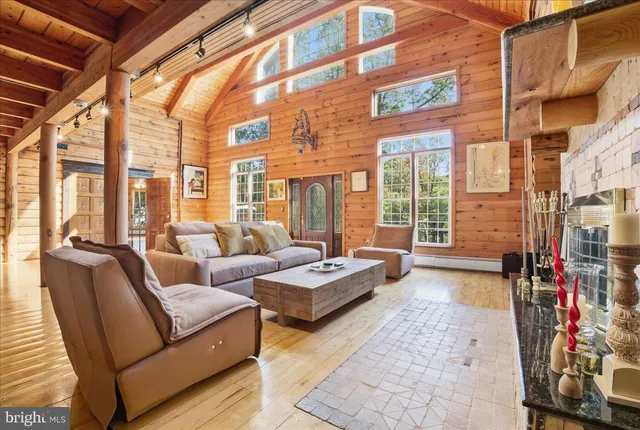 $1,100,000 | 493 Lake Drive, Nesquehoning, PA 18240