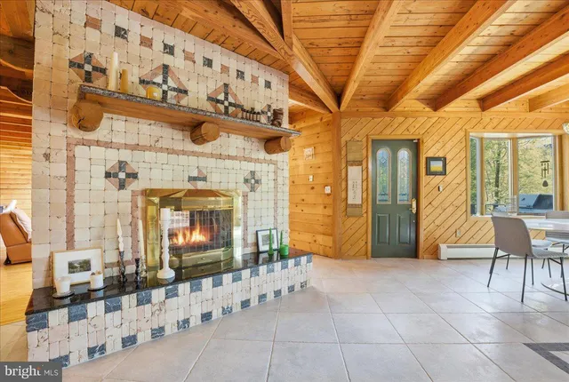 $1,100,000 | 493 Lake Drive, Nesquehoning, PA 18240