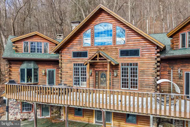 $1,100,000 | 493 Lake Drive, Nesquehoning, PA 18240