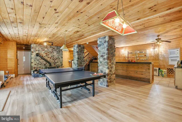 $1,100,000 | 493 Lake Drive, Nesquehoning, PA 18240