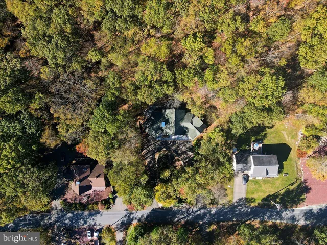 $1,100,000 | 493 Lake Drive, Nesquehoning, PA 18240