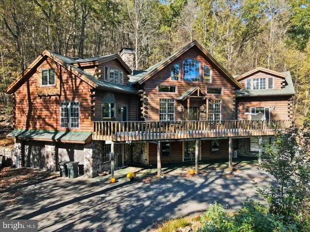 $1,100,000 | 493 Lake Drive, Nesquehoning, PA 18240