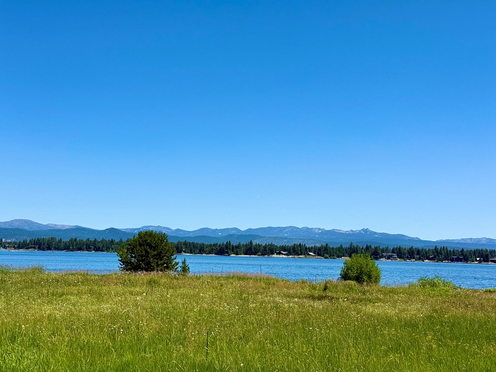 2267 West Mountain Road, Unit 8 Donnelly, ID 83615 - Photo 3 of 18