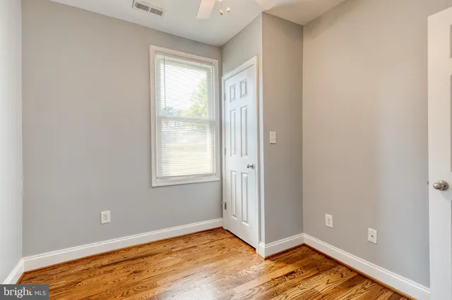 $200,000 | 4 Holmes Avenue, Catonsville, MD 21228