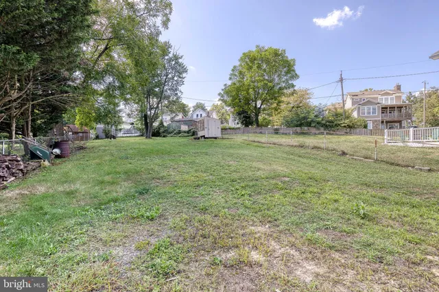 $200,000 | 4 Holmes Avenue, Catonsville, MD 21228