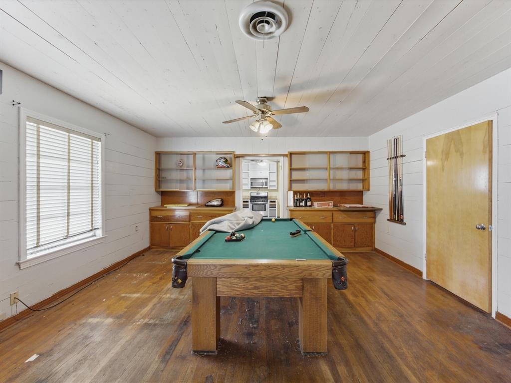 901 South College Avenue Decatur, TX 76234 - Photo 13 of 38