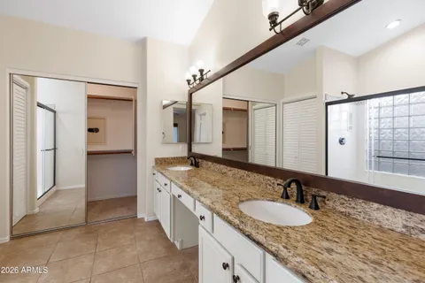 $435,000 | 1305 West Wagoner Road, Phoenix, AZ 85023
