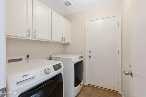 $435,000 | 1305 West Wagoner Road, Phoenix, AZ 85023