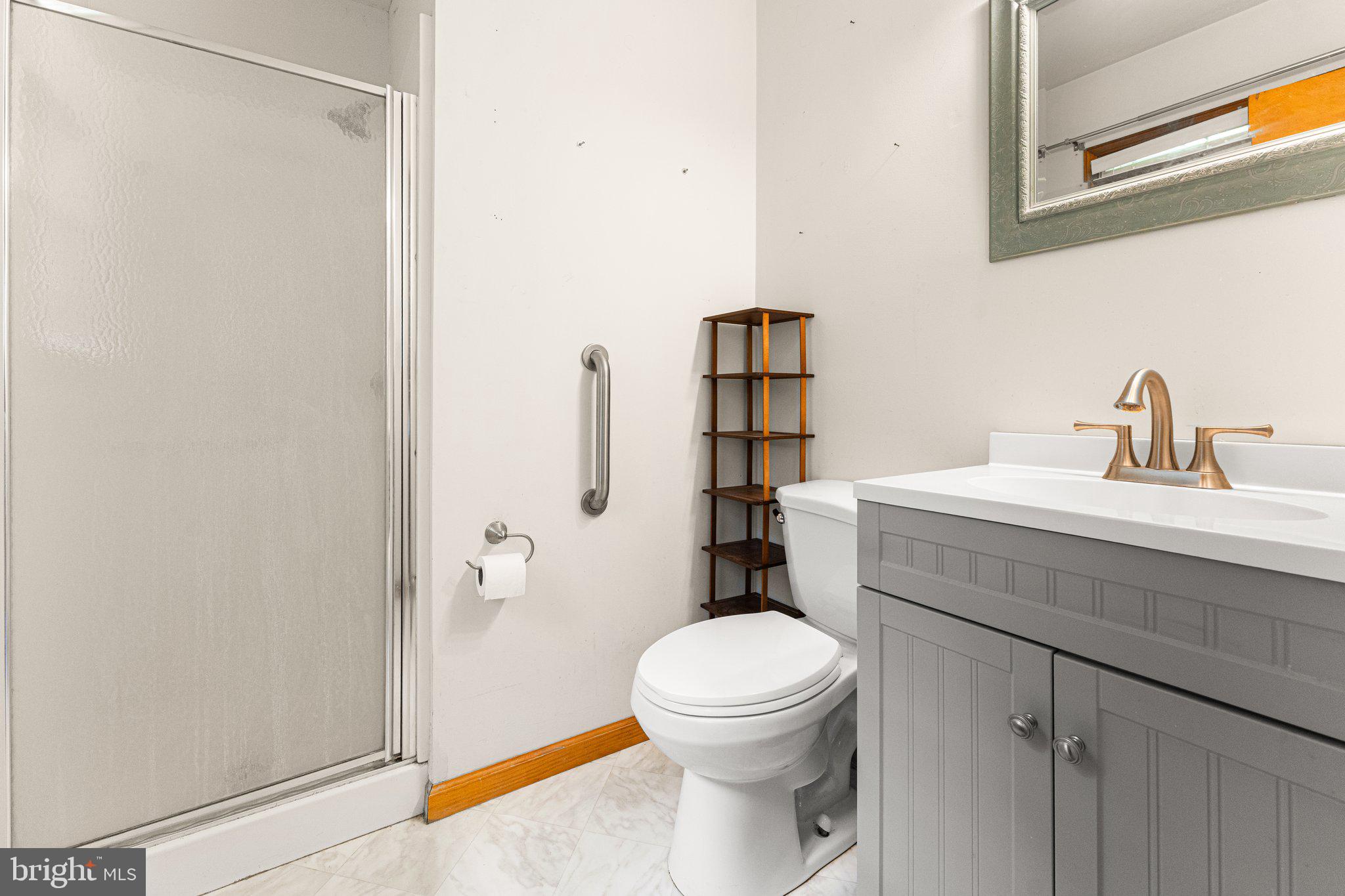 31 Bunker Hill Road Farnham, VA 22460 - Photo 17 of 29 Primary Bathroom