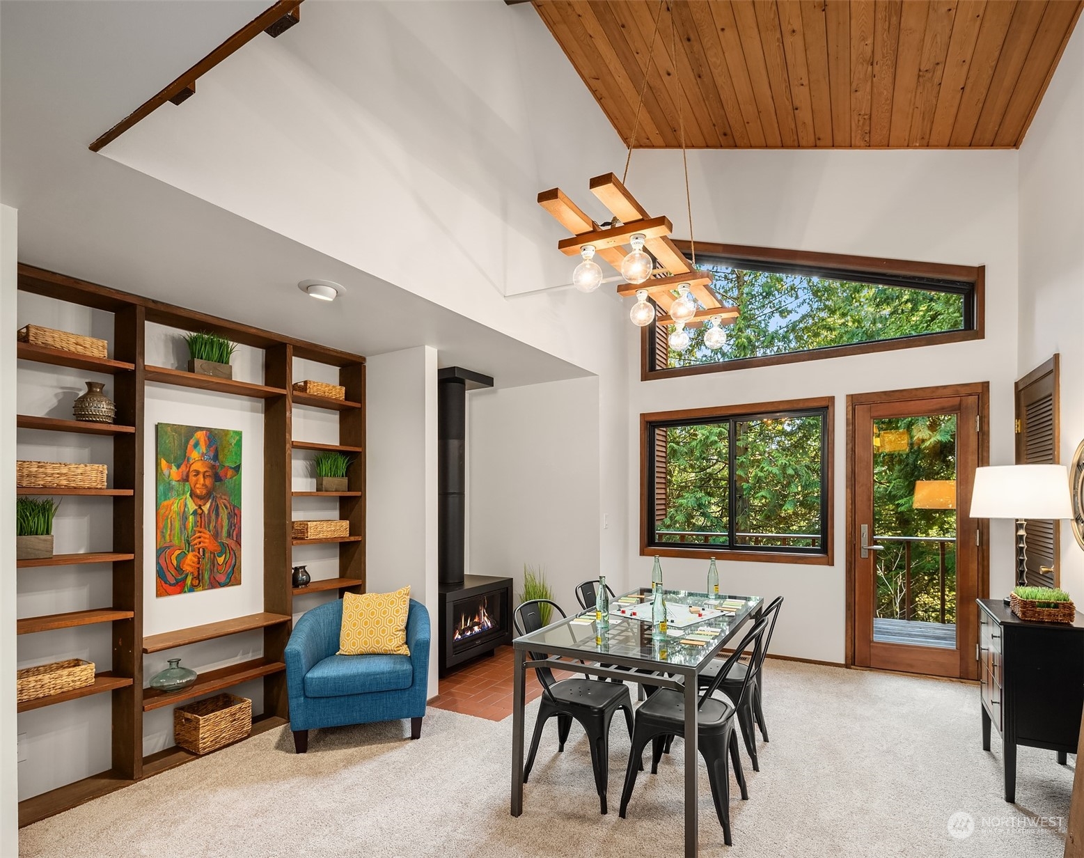 21088 88th Place West Edmonds, WA 98026 - Photo 25 of 37 a dining room with furniture and a floor to ceiling window