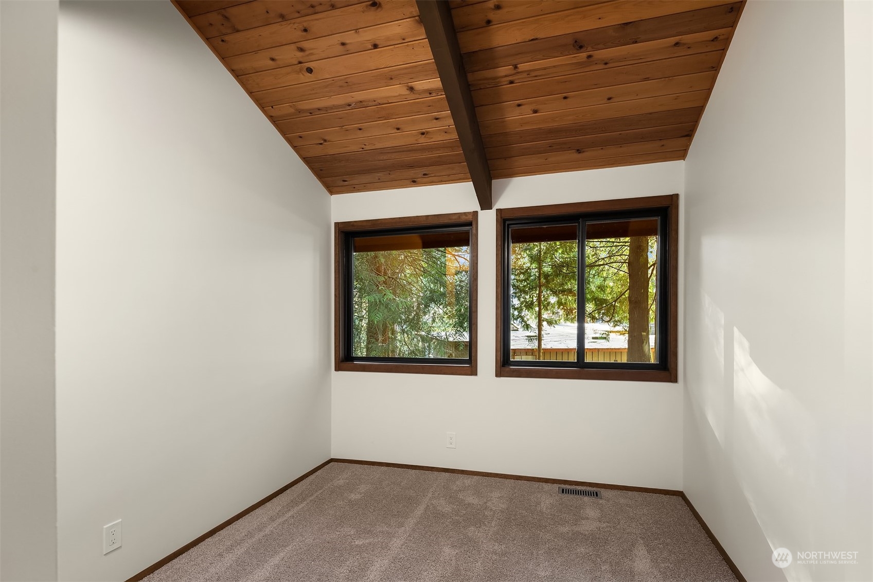 21088 88th Place West Edmonds, WA 98026 - Photo 29 of 37 a view of an empty room with a window
