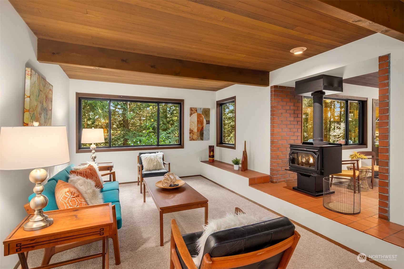 21088 88th Place West Edmonds, WA 98026 - Photo 6 of 37 a living room with furniture and a large window
