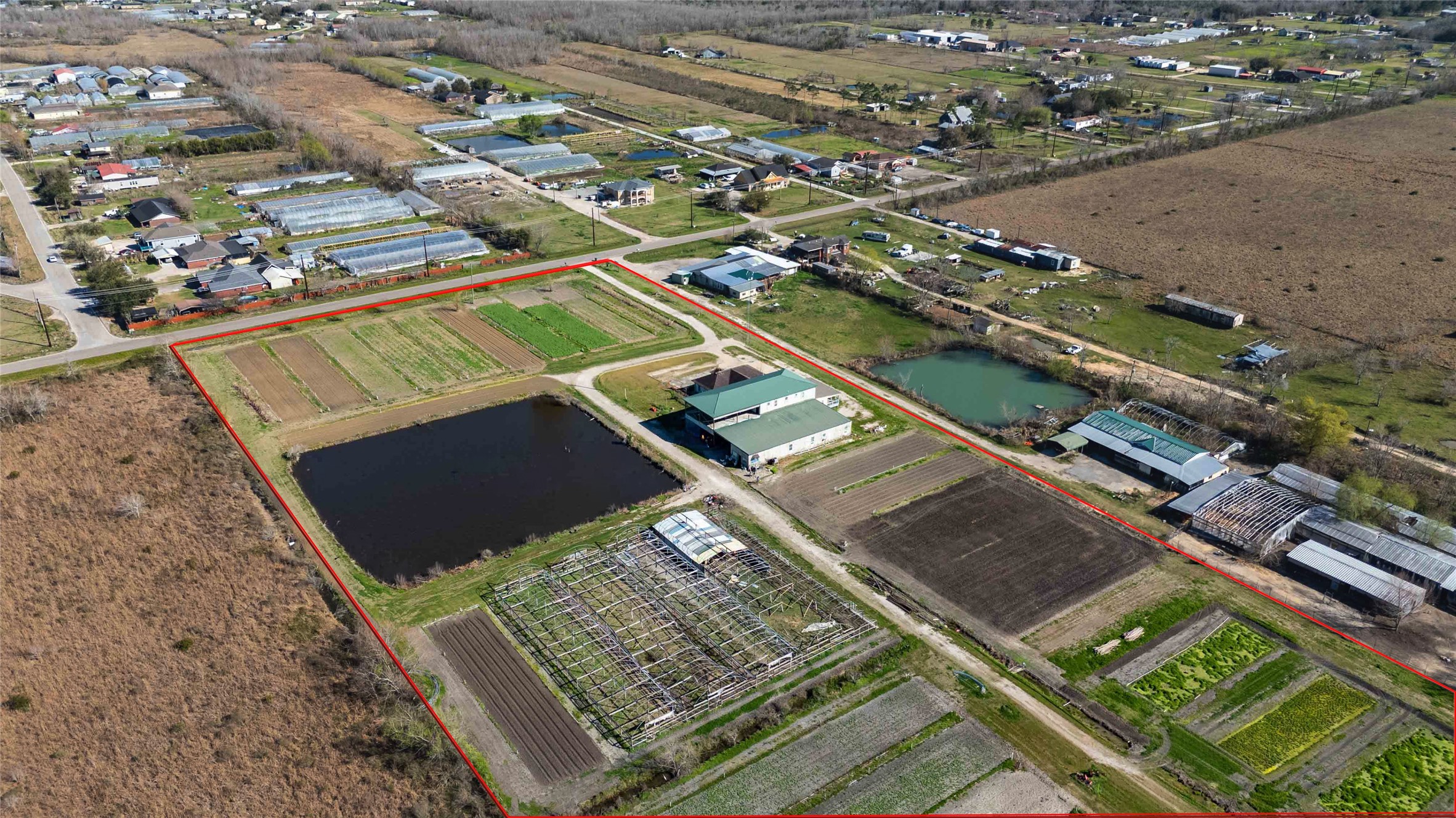 7954 County Road 121 Rosharon, TX 77583 - Photo 1 of 35 an aerial view of a city