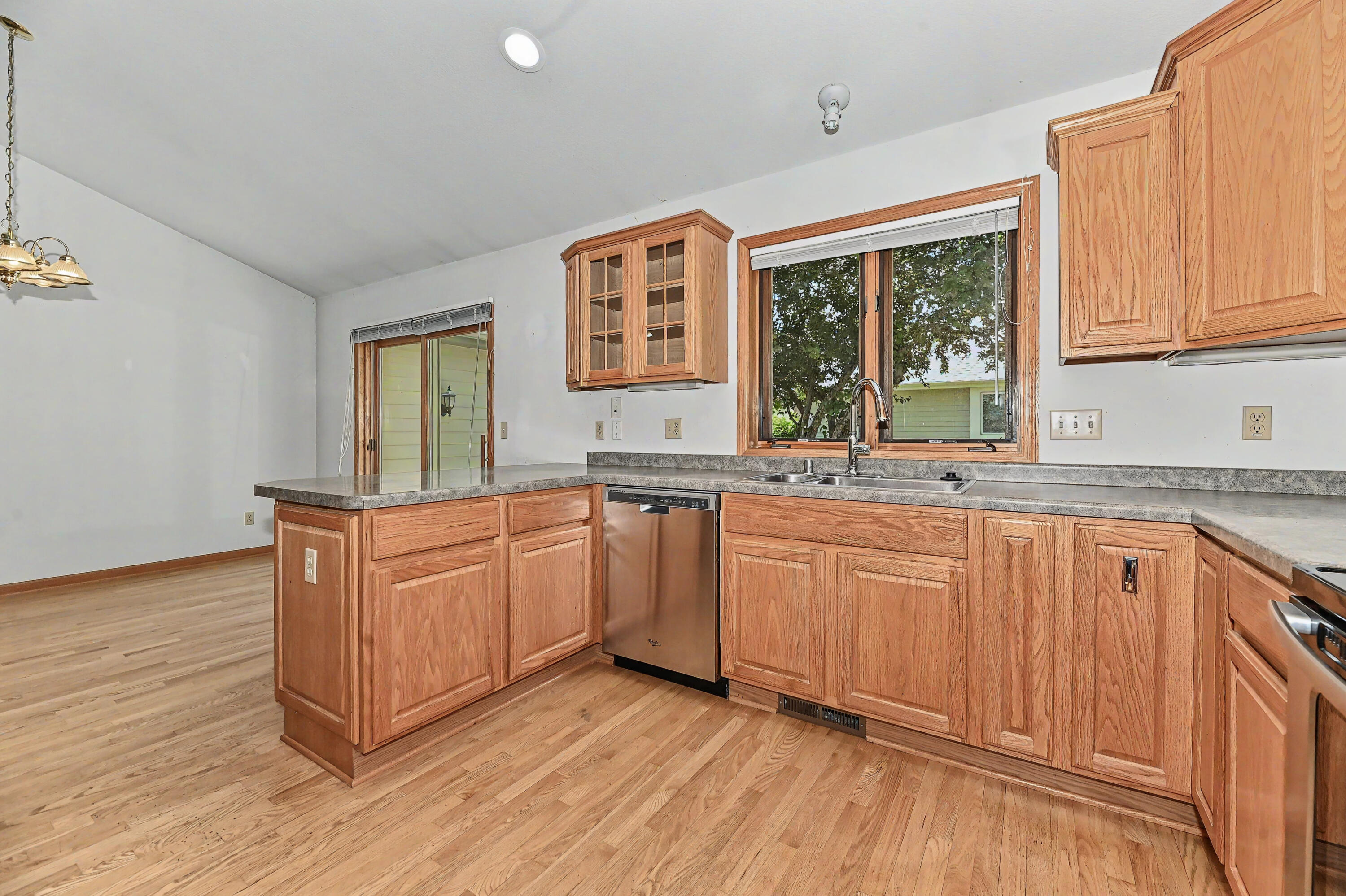 N22-w26492 Shooting Star Road, Unit 2 Pewaukee, WI 53072 - Photo 10 of 32 Abundant cabinet storage