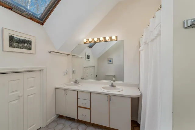 $895,000 | 15 Ridgewood Road, Bartlett, NH 03838