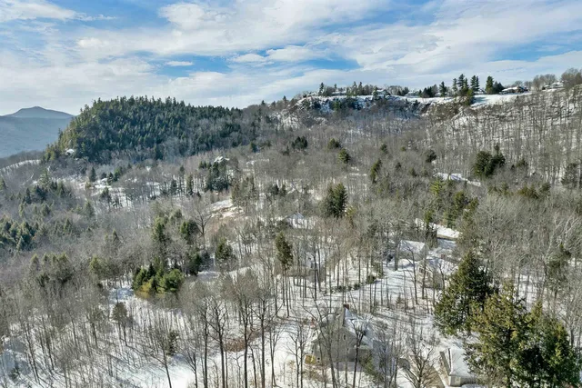 $895,000 | 15 Ridgewood Road, Bartlett, NH 03838