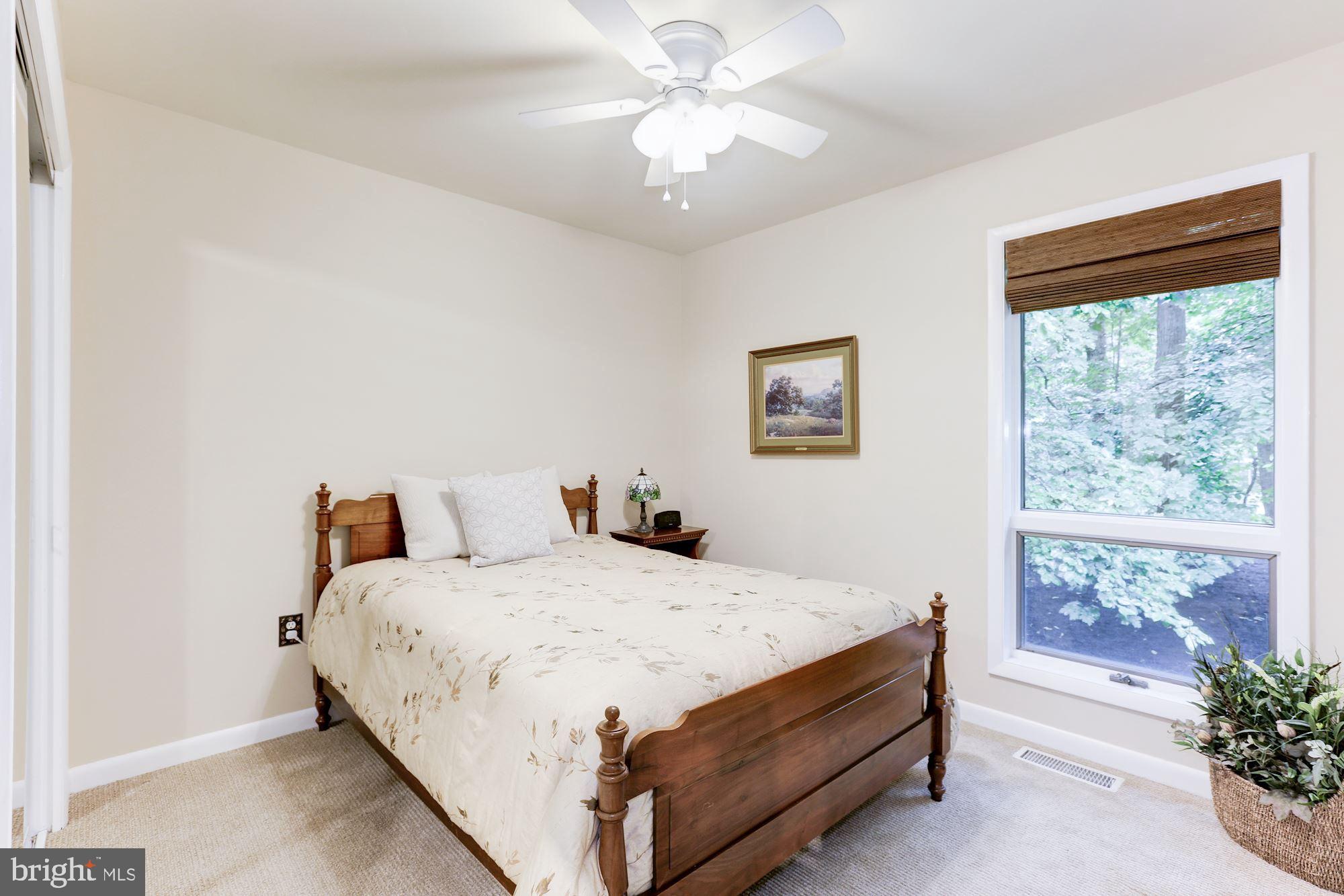 11583 Lake Newport Road Reston, VA 20194 - Photo 22 of 41 Second bedroom