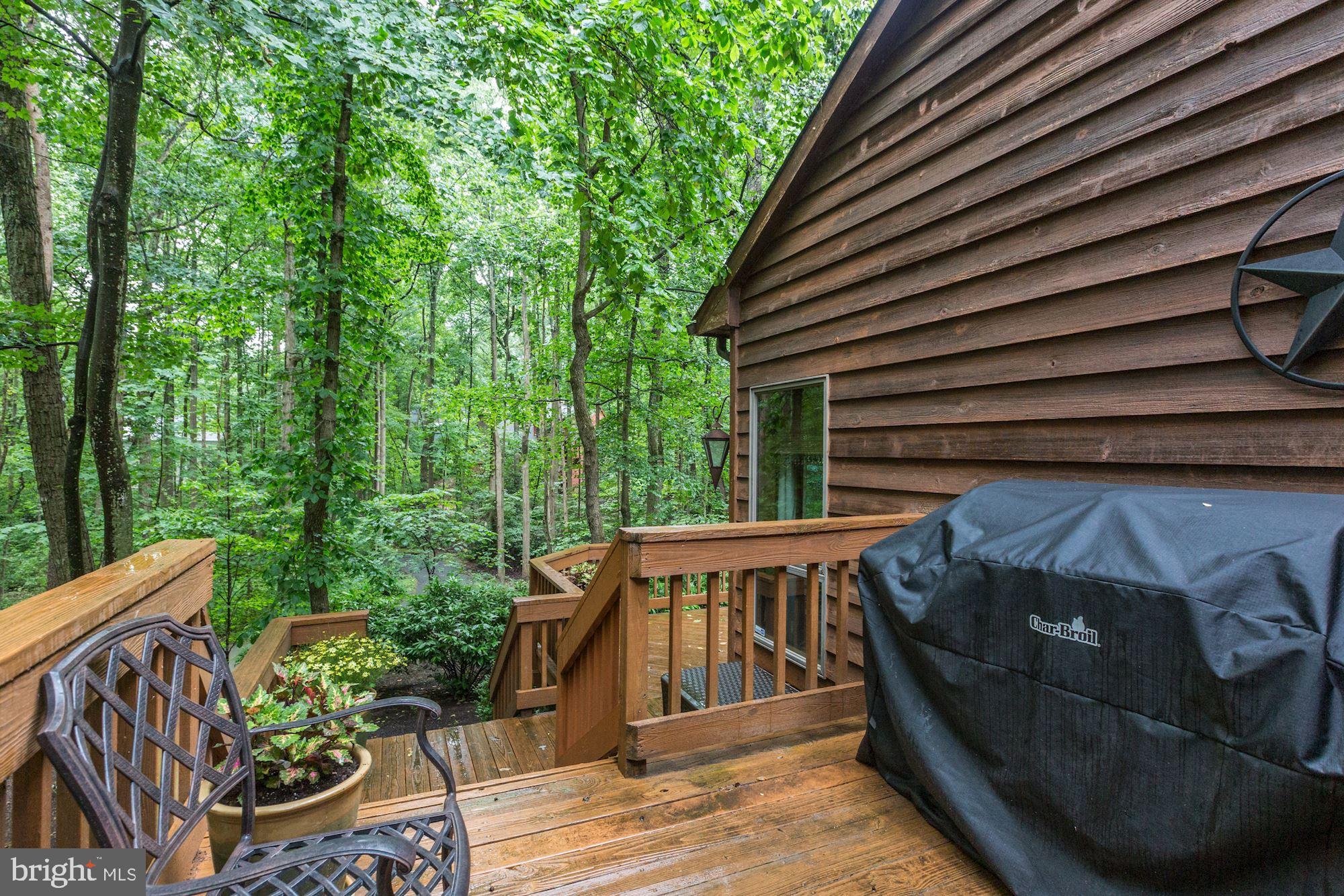 11583 Lake Newport Road Reston, VA 20194 - Photo 36 of 41 Expansive deck directly off kitchen