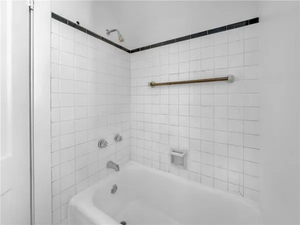 $174,900 | 2559 Wenzel Drive, Pittsburgh, PA 15238