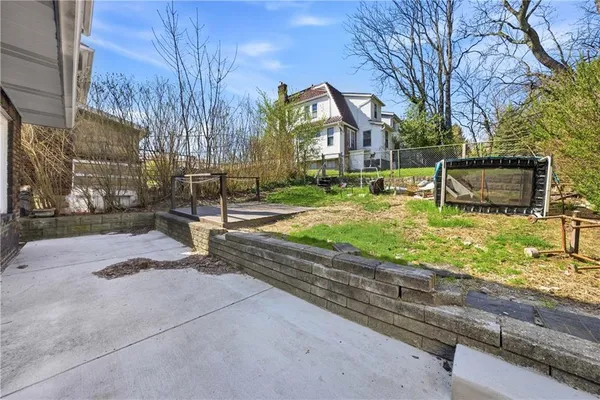 $174,900 | 2559 Wenzel Drive, Pittsburgh, PA 15238