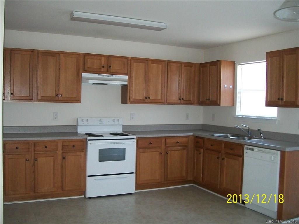5111 Raspberry Knoll Drive Charlotte, NC 28208 - Photo 2 of 7 Gallery Image 2