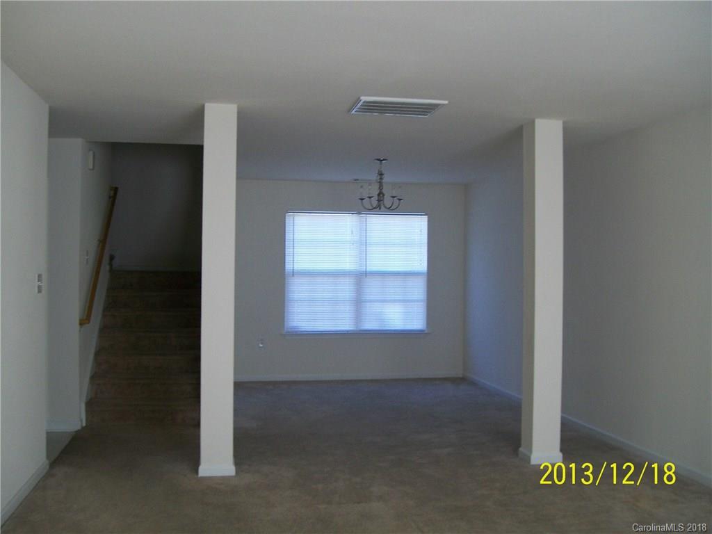 5111 Raspberry Knoll Drive Charlotte, NC 28208 - Photo 3 of 7 Gallery Image 3
