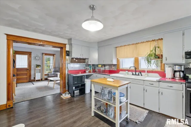 $195,000 | 623 East Park Street, Geneseo, IL 61254