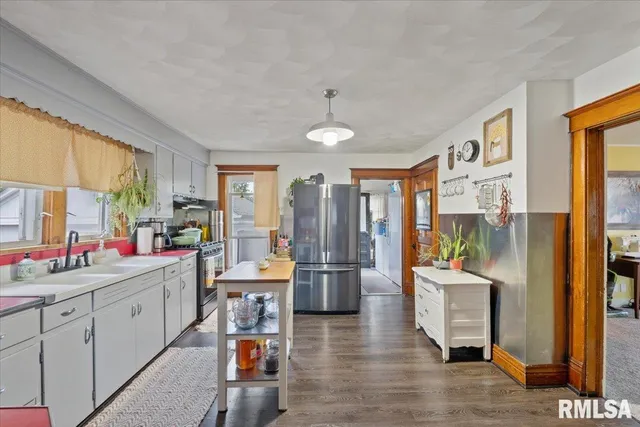 $195,000 | 623 East Park Street, Geneseo, IL 61254