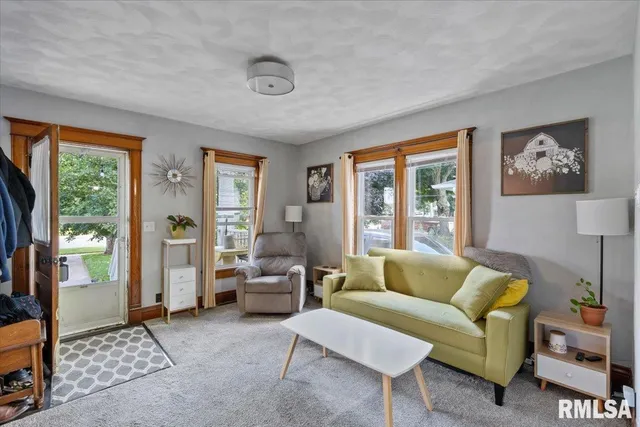 $195,000 | 623 East Park Street, Geneseo, IL 61254