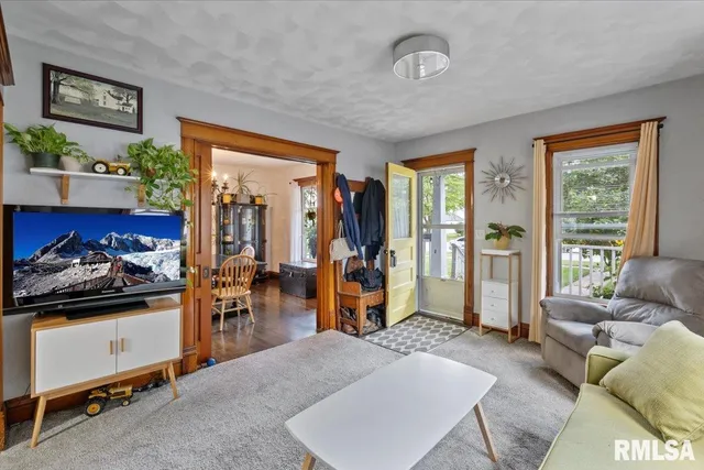 $195,000 | 623 East Park Street, Geneseo, IL 61254