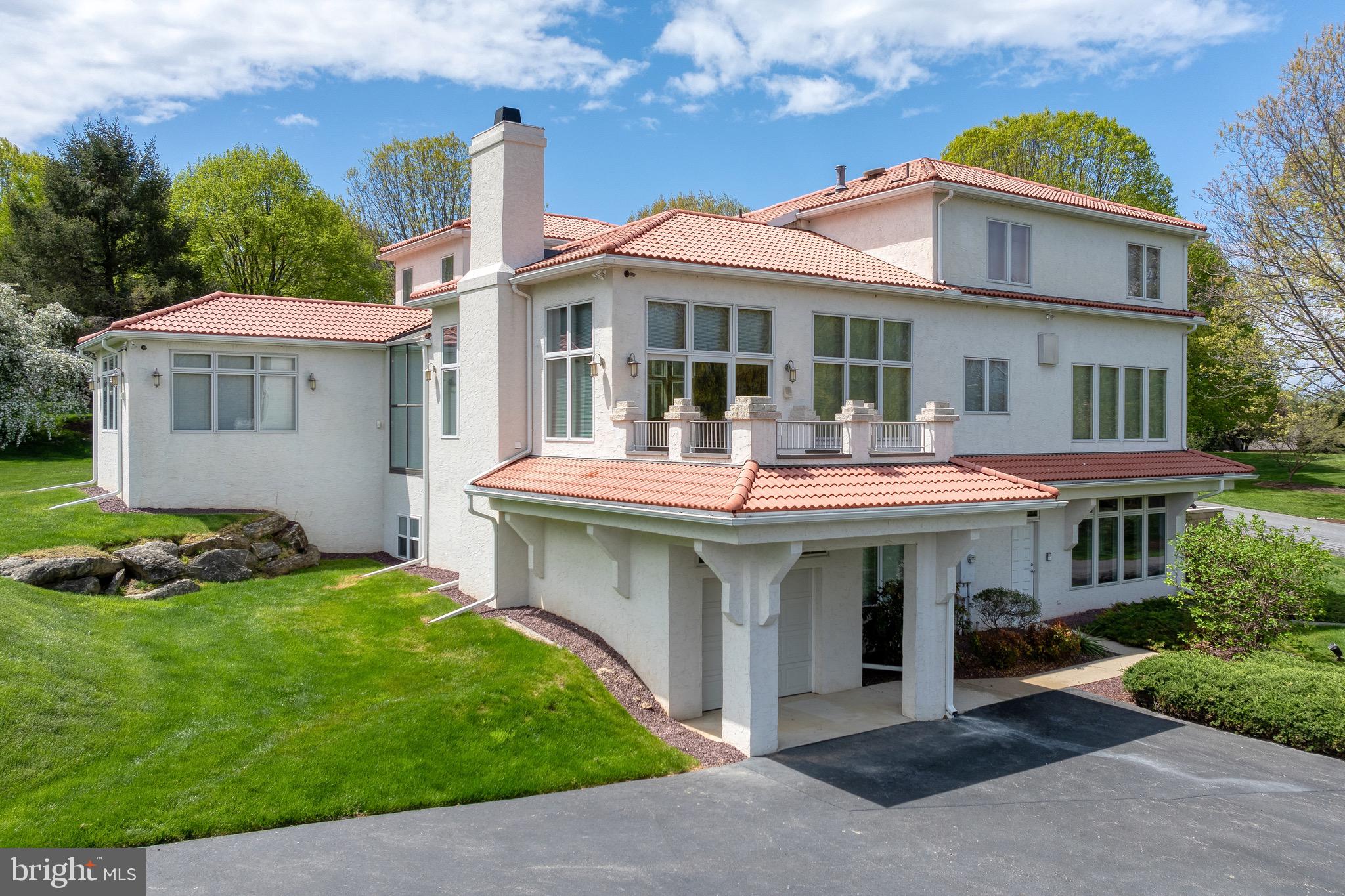 23 Deerfield Road Lancaster, PA 17603 - Photo 5 of 92