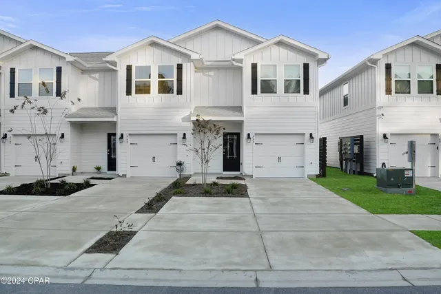 $2,300 | 464 Melrose Way, Panama City Beach, FL 32413